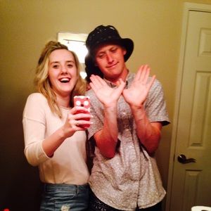 Meet your Posher, Macy