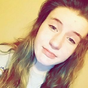 Meet your Posher, Kendra