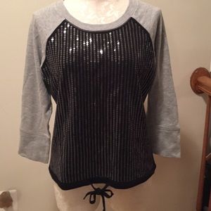😎 NWOT Black Sequined Sweatshirt!