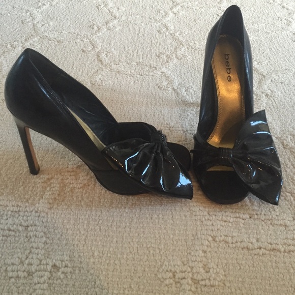 Black bow Bebe heels