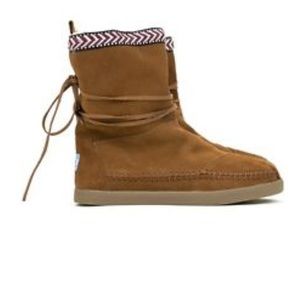 TOMS Nepal Boots Sz 9