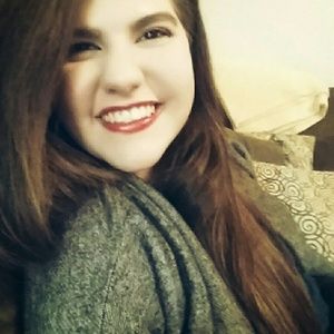 Meet your Posher, Katelyn