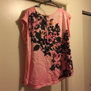 New York and company shirt