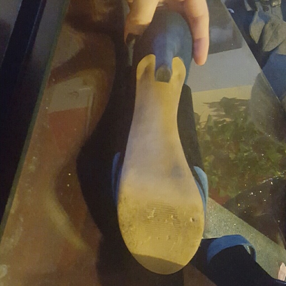 Jessica Simpson suede t strap heels - Picture 4 of 4