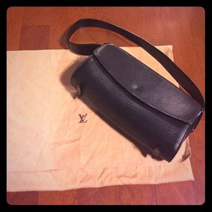 Louis Vuitton Noir Epi leather PM Nocturne