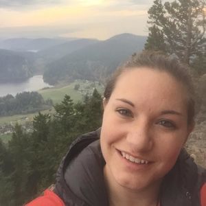 Meet your Posher, Maria