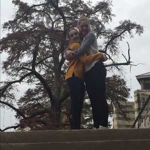 Meet your Posher, Elily