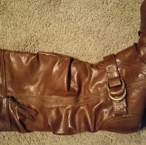 Guess boots