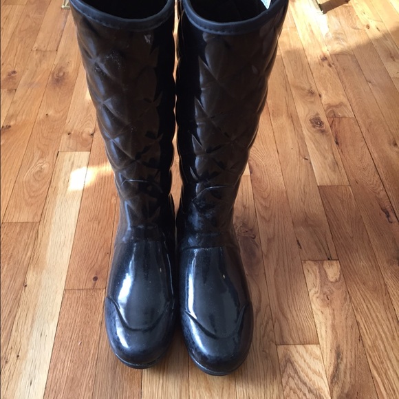 Quilted Hunter Boots sz 9 black