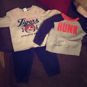 Sweatshirts & sweatpants