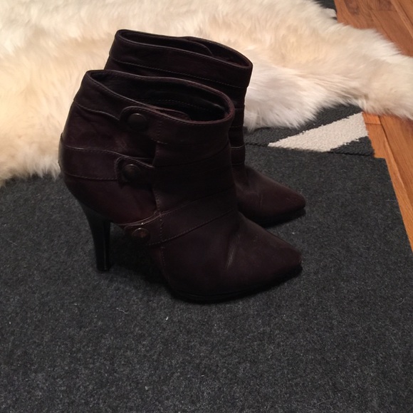 Sigerson. Morrison booties size 6 1/2