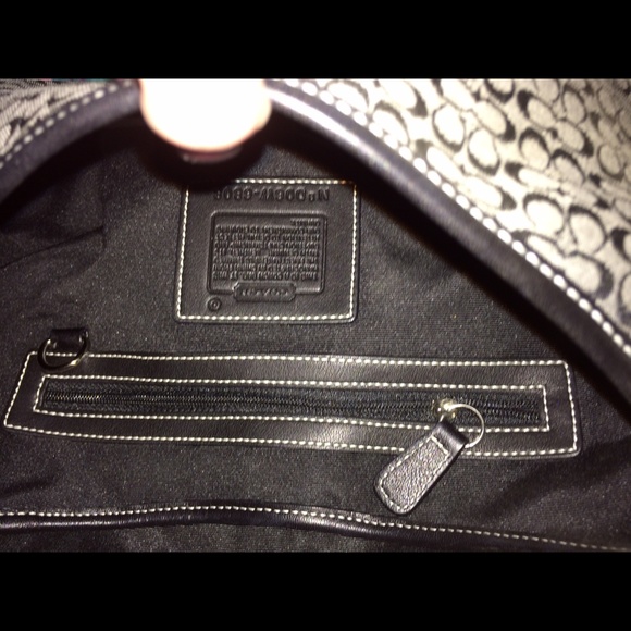 Like new. Excellent condition. - Picture 2 of 2