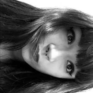 Meet your Posher, Destiny