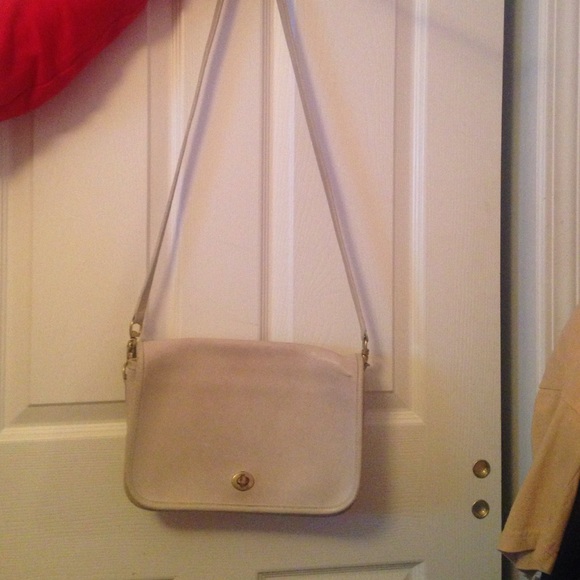 Coach Vintage Beige Leather Bag