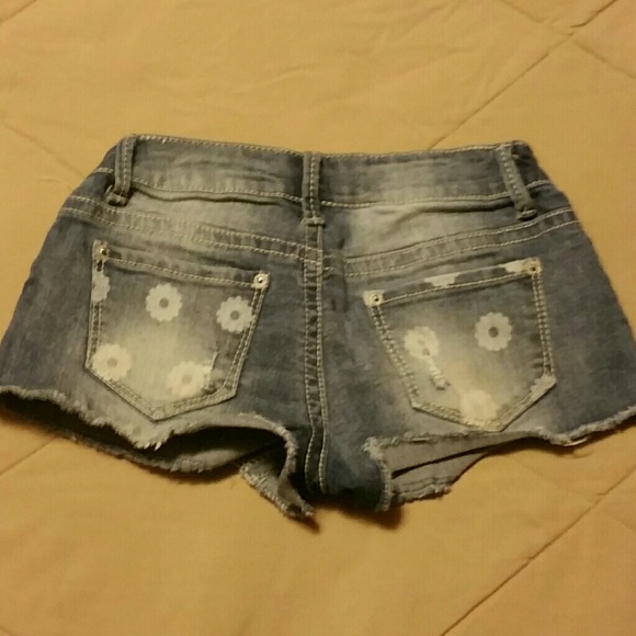 Shorts - Picture 2 of 2