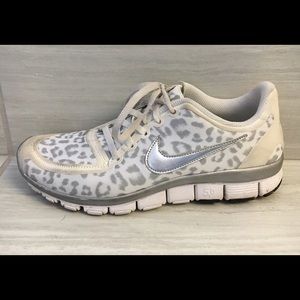 Nike limited edition white leopard running shoes