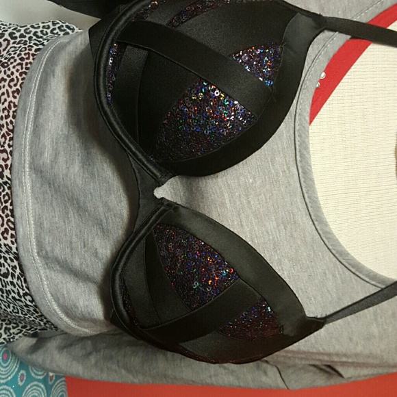 VERY S E XY PUSH UP BRas - Picture 2 of 4