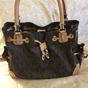 Authentic Micheal Kors Monogram Purse