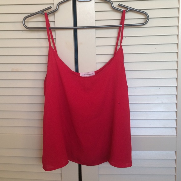 Cherry red tank