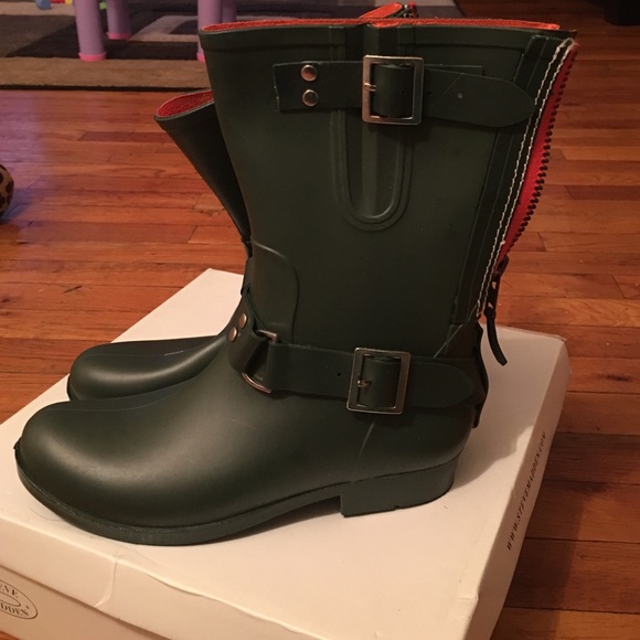 Rain boots