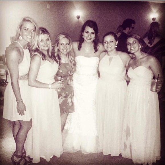 Meet your Posher, Kaitlin - Picture 3 of 8