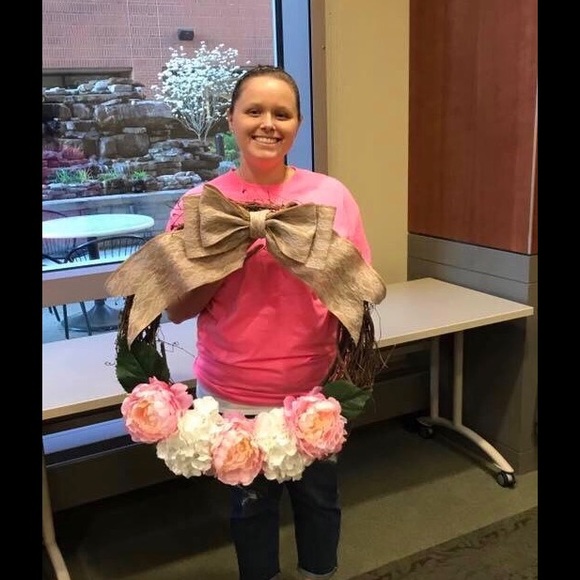 Meet your Posher, Kaitlin - Picture 6 of 8