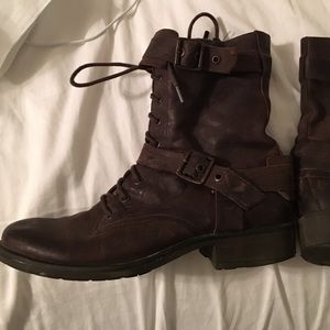 GUESS COMBAT BOOTS