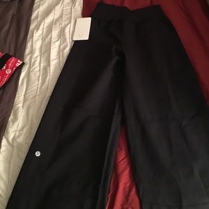 Lululemon sit in stillness pants