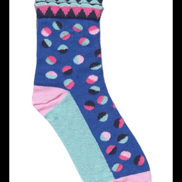 🎉HP FASHION FAVES🎉 "HALF DOT CREW SOCKS" - Picture 2 of 2