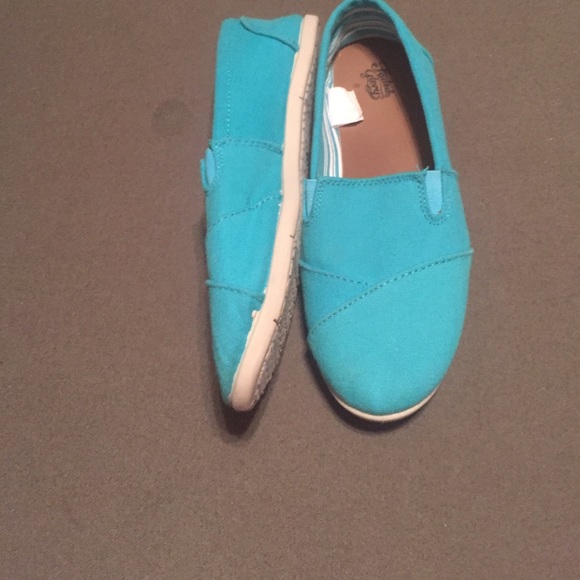 Blue shoes - Picture 2 of 2