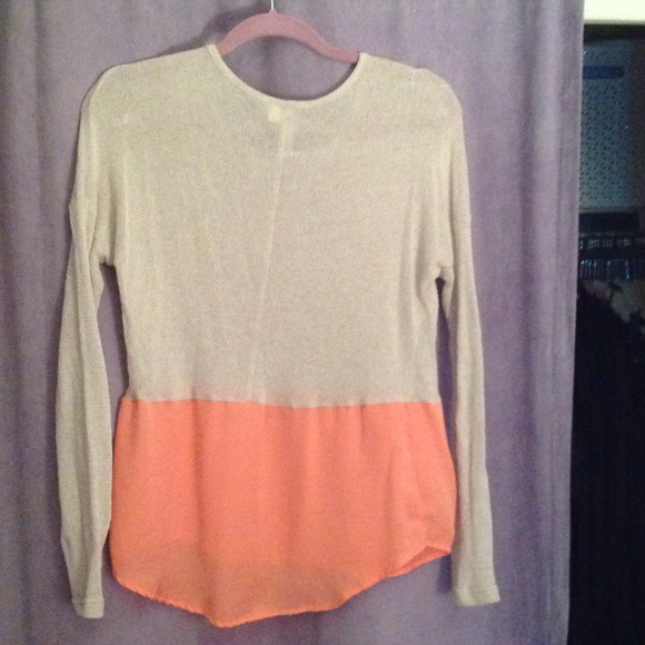 Colorblocked sweater - Picture 2 of 2