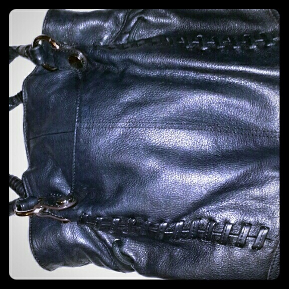 1 hour sale !B. Makowsky black leather purse