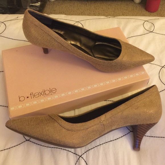 Heels - Picture 1 of 2