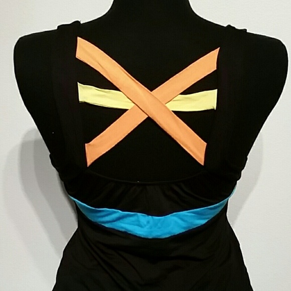Banded bottom tank