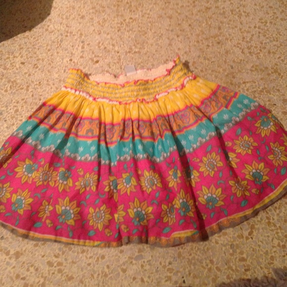 Short skirt