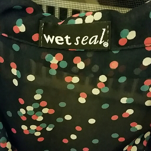 WET SEAL 🖤 BLOUSE - Picture 2 of 4