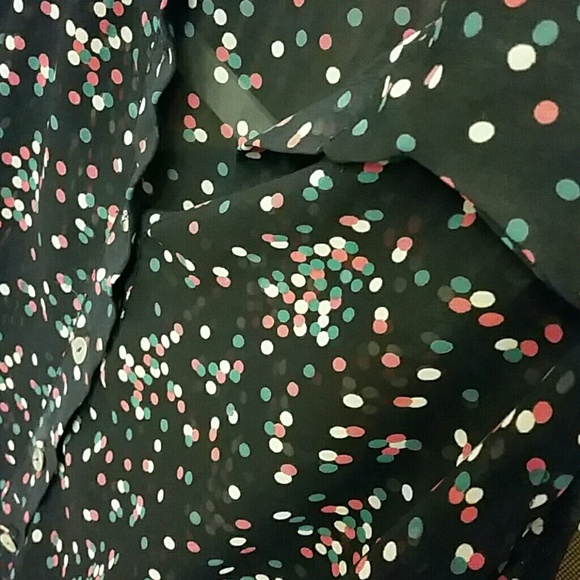 WET SEAL 🖤 BLOUSE - Picture 3 of 4