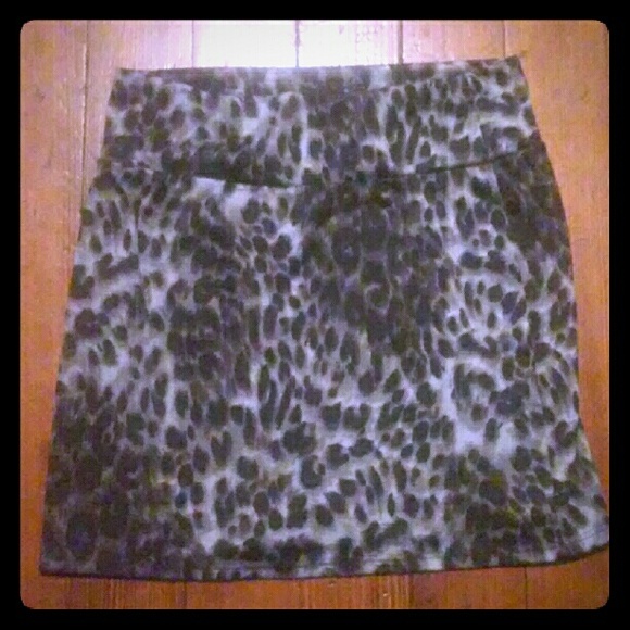 Lepord print mini skirt