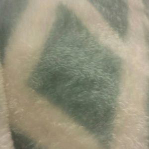 Meet your Posher, Lorrie