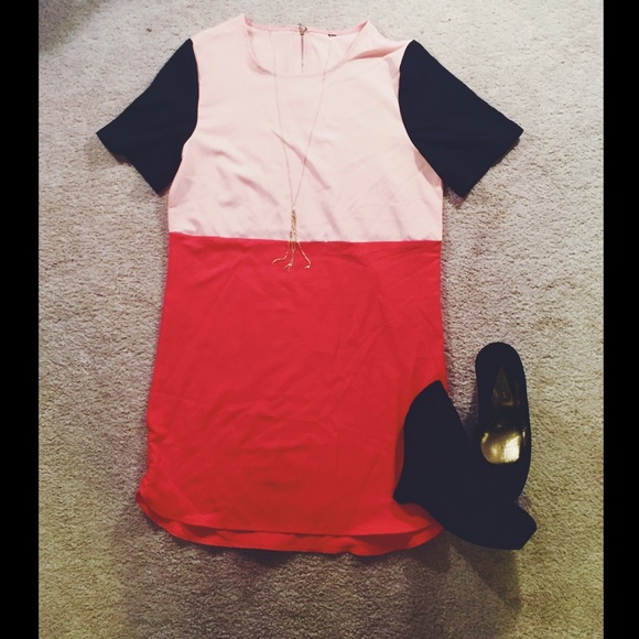 Color block dress - Picture 1 of 3