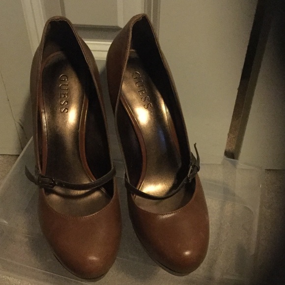 Brown Mary Jane Pumps