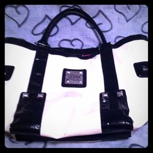 Guess Travel Bag/Overnight Bag