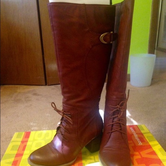 Baretraps boots size 7.5