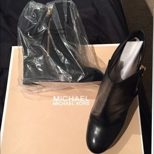 Brand New Michael Kors Boots