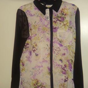 Forever 21 Floral Button Down Long Sleeve Top