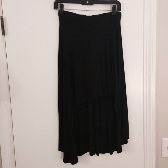 Black skirt - Picture 1 of 1