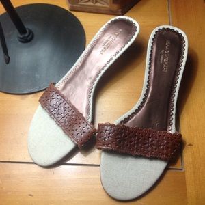 ✨SOLD✨ Leather strap Kitten heels