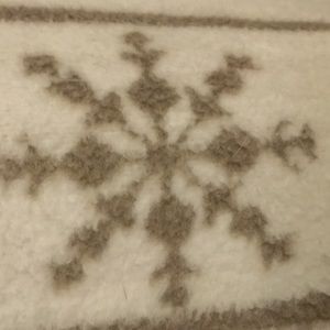 Meet your Posher, Laurie