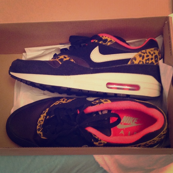 Cheetah and pink nike air air max 1
