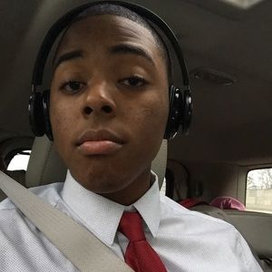 Meet your Posher, Tyler